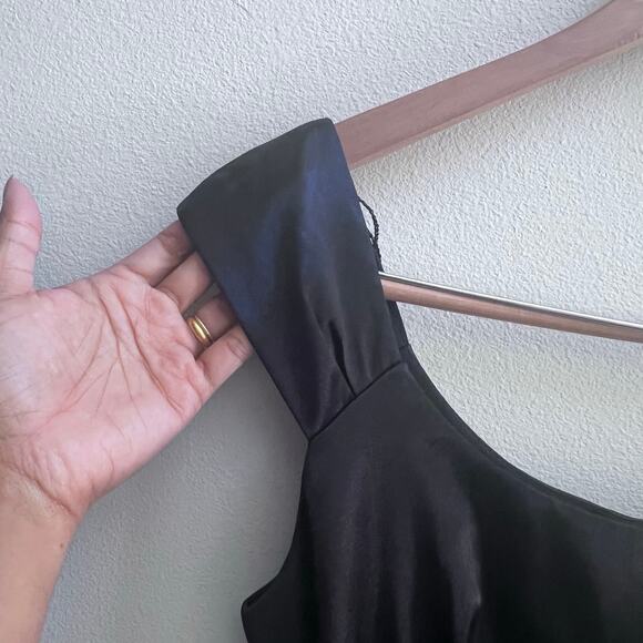 Women's London Times Black Satin Ruched Mini Cocktail Party Dress Size 10P - Picture 4 of 5